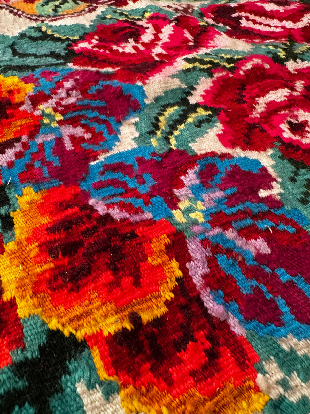 Handwoven Floral Bessarabian Wool Rug, 250x210 cm, view 10