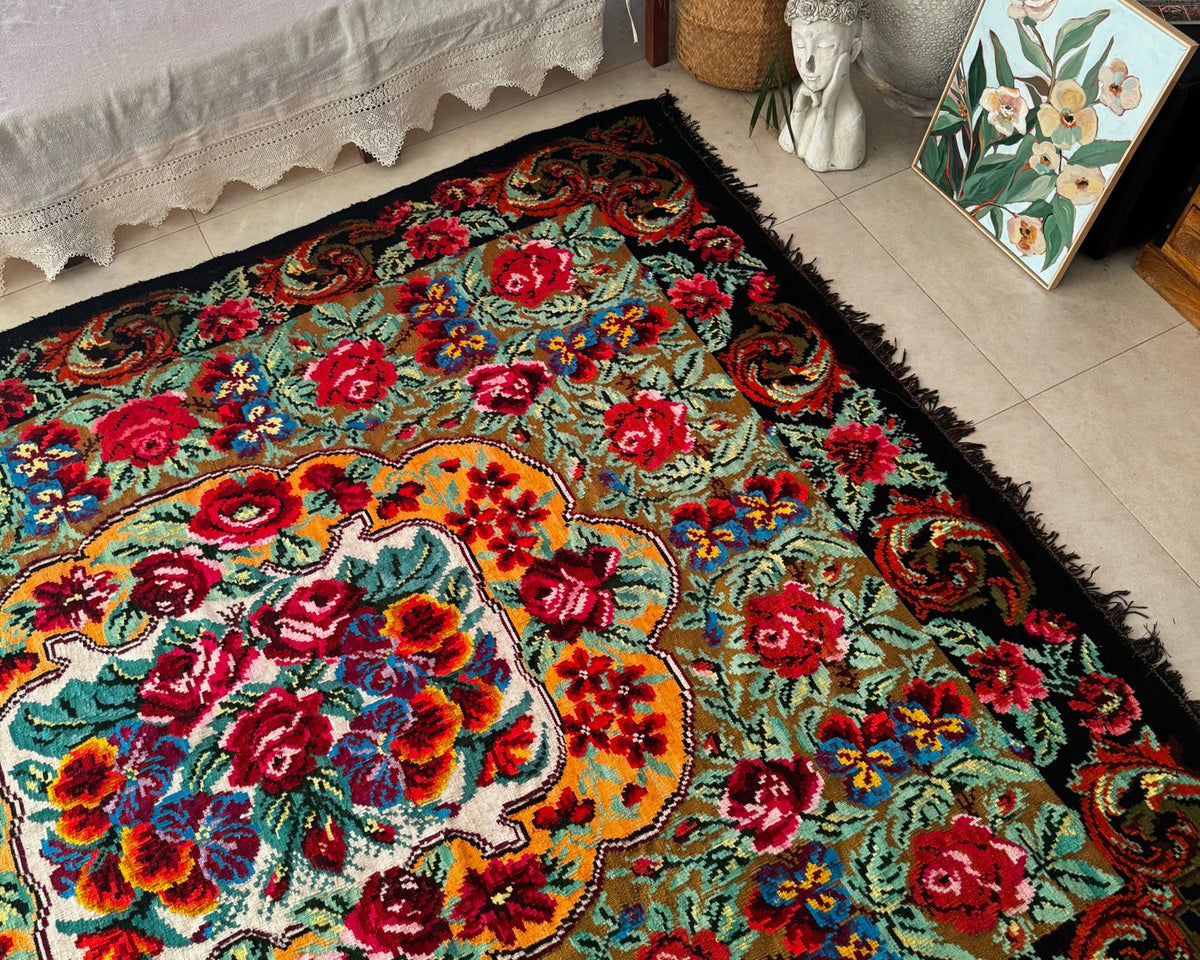 Handwoven Floral Bessarabian Wool Rug, 250x210 cm, view 14