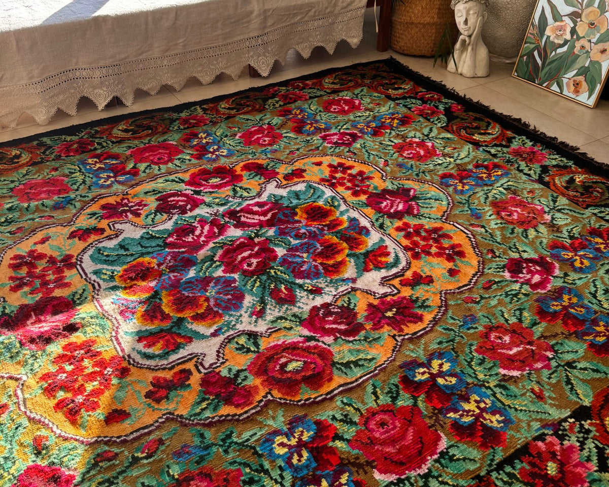 Handwoven Floral Bessarabian Wool Rug, 250x210 cm, view 3