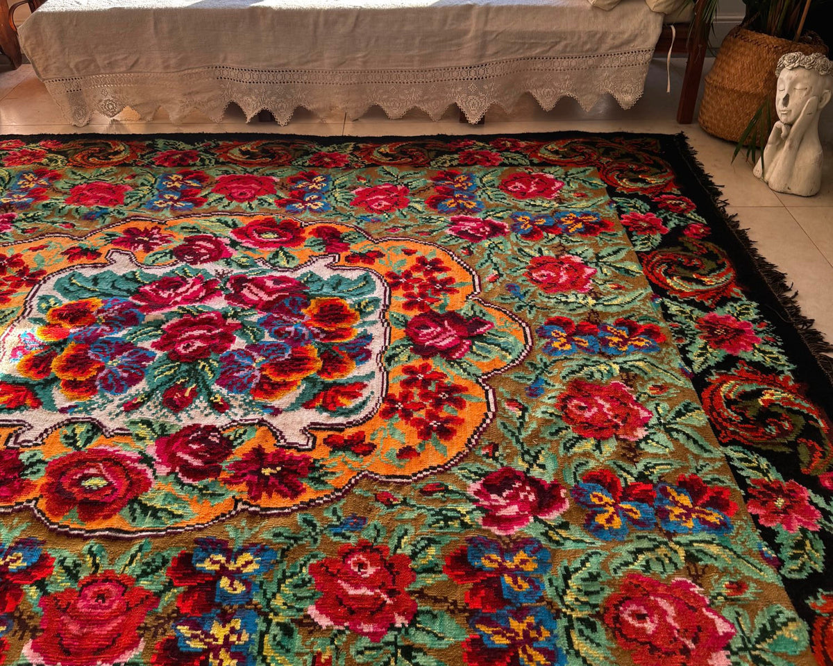 Handwoven Floral Bessarabian Wool Rug, 250x210 cm, view 4
