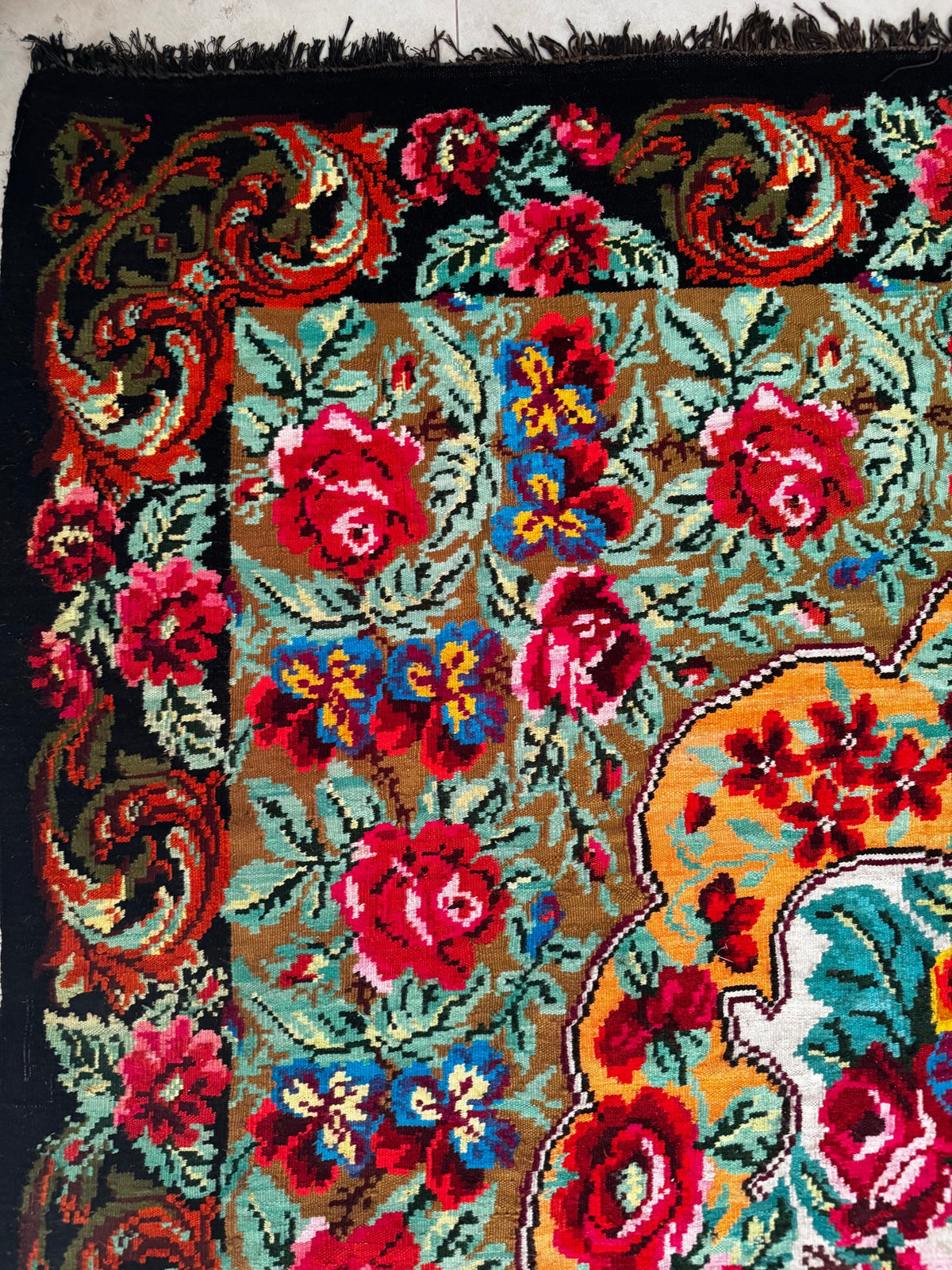 Handwoven Floral Bessarabian Wool Rug, 250x210 cm, view 7