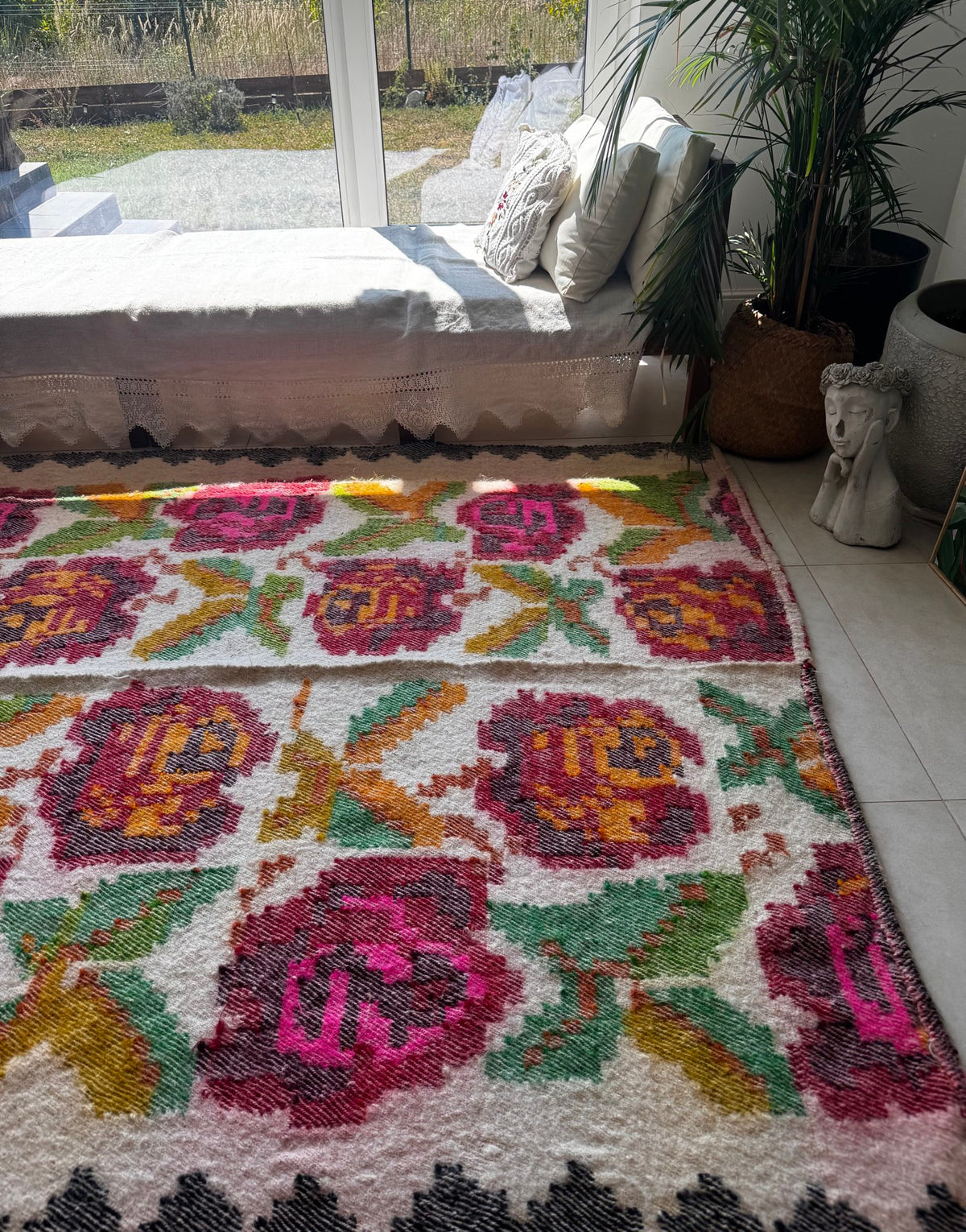 Handwoven Floral Bistrița Wool Cerga Bedspread, 205x175 cm, view 5
