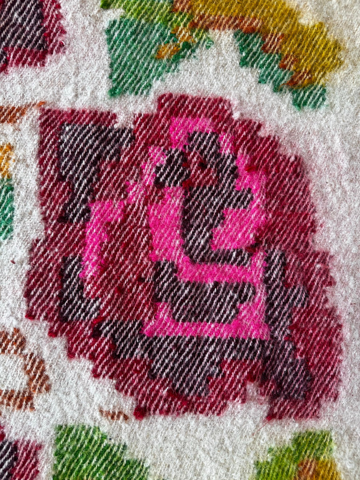 Handwoven Floral Bistrița Wool Cerga Bedspread, 205x175 cm, view 9