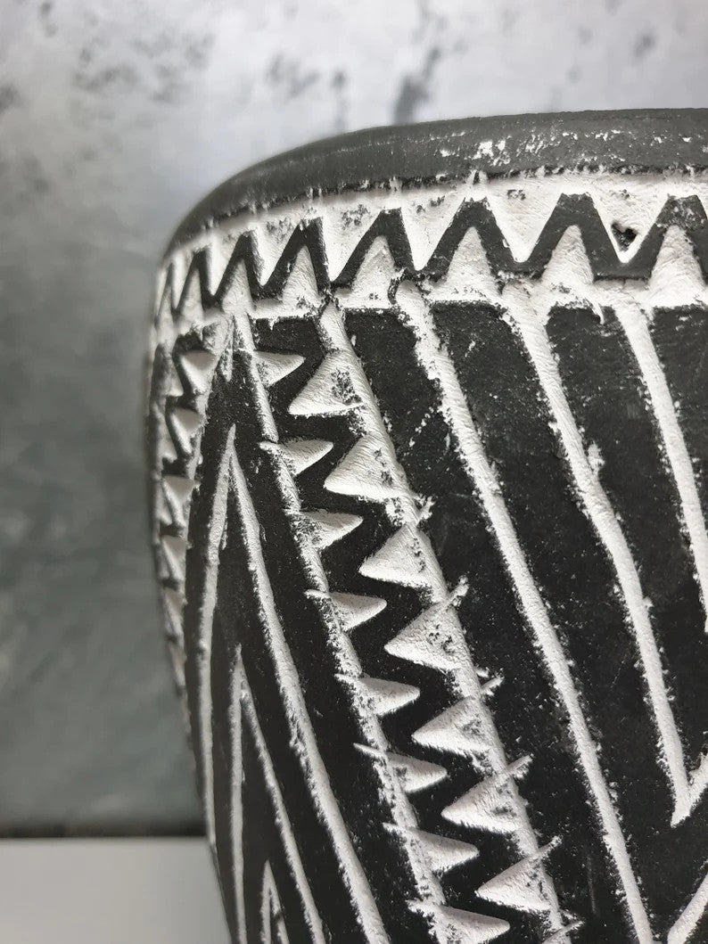 Black Vadastra-Style Clay Vase, Triangles, 18 cm, view 7