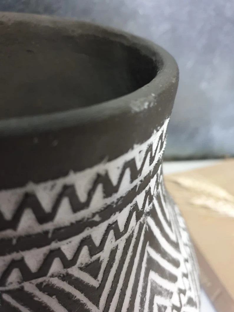 Black Vadastra-Style Spiral Clay Vase, 21 cm, view 8