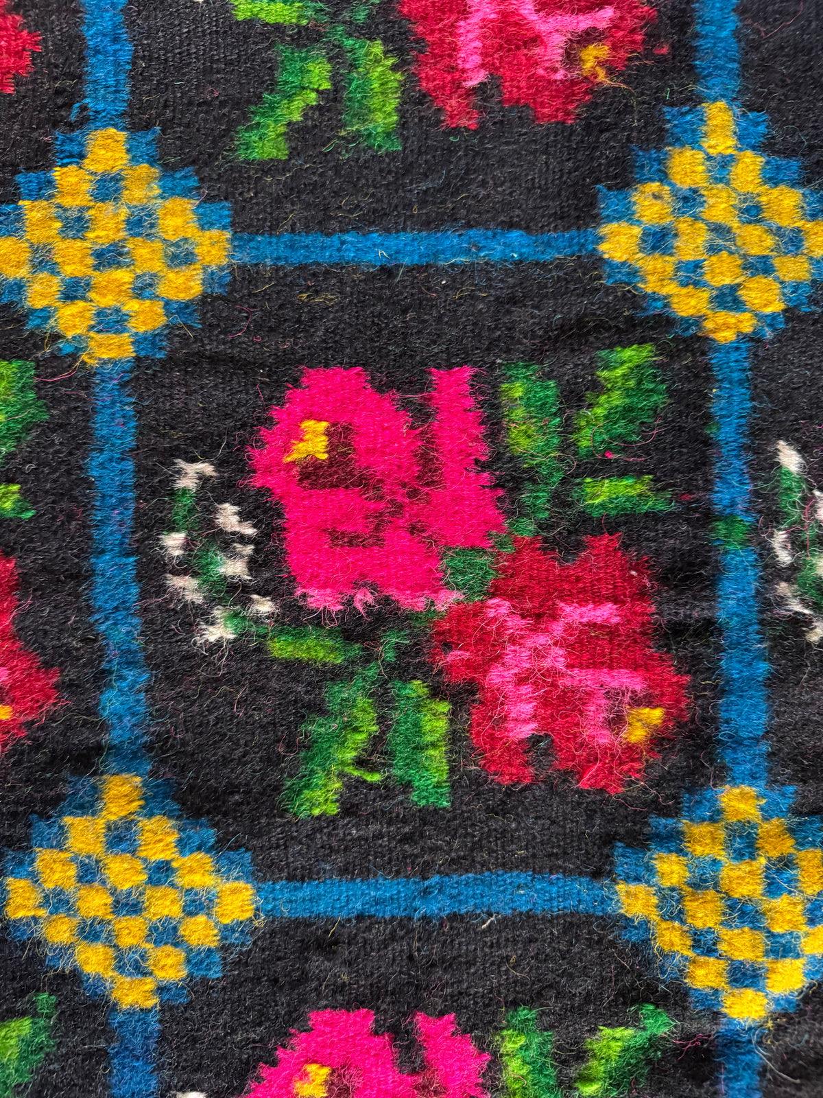 Vintage Pink Floral Romanian Wool Runner Rug, 230x98 cm, view 10