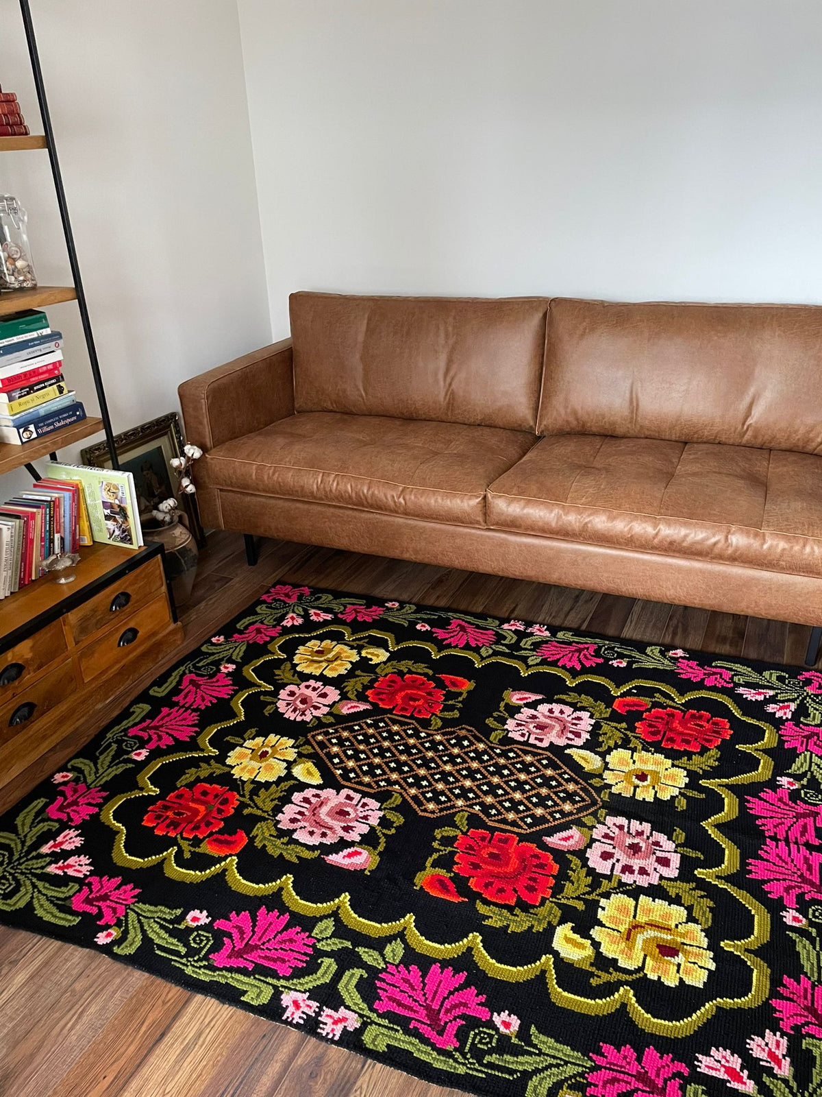 Handwoven Floral Banat Hemp Rug, 190x148 cm