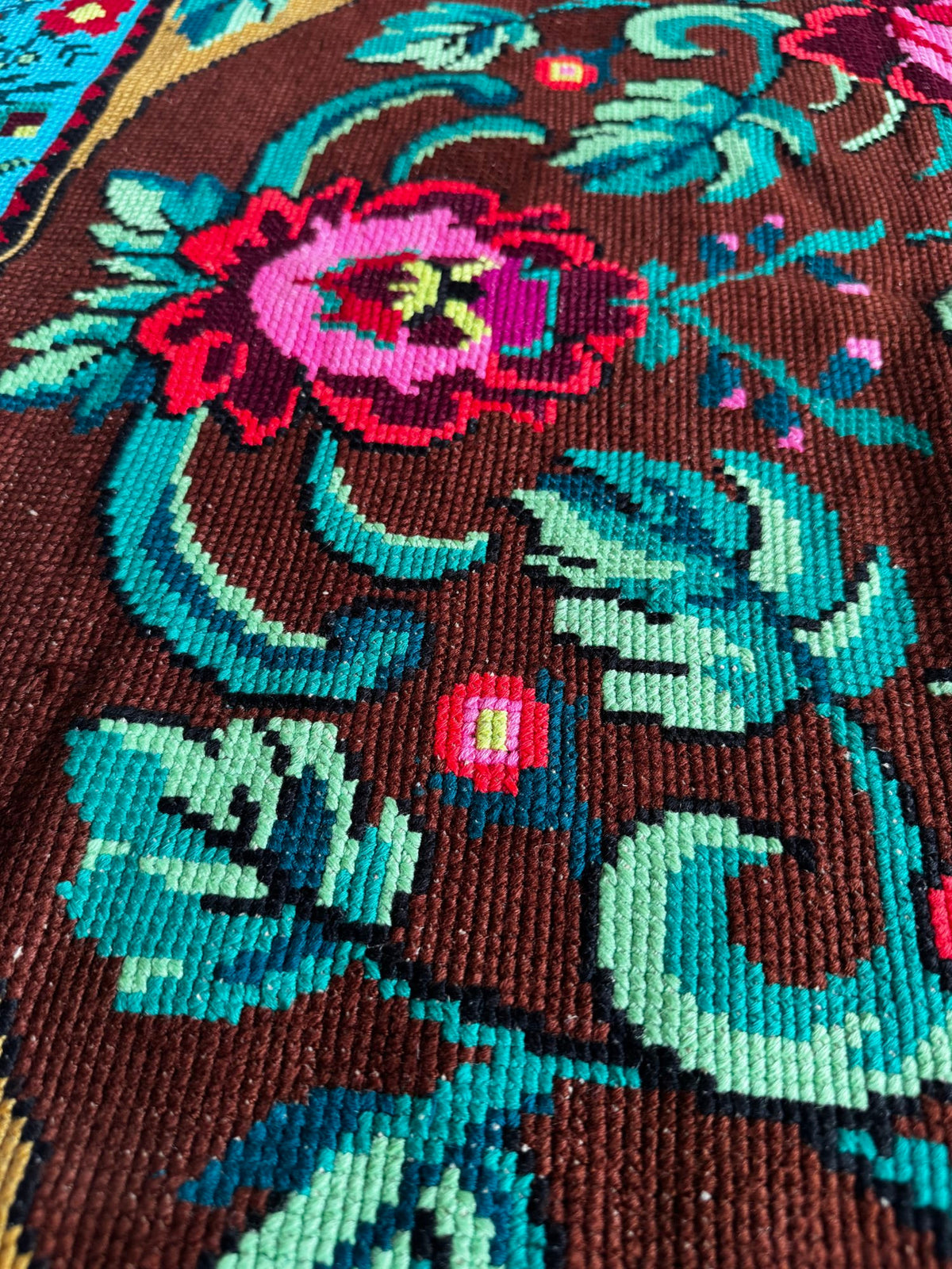 Cross-Stitch Floral Wall Hanging, Blue & Ochre, 200x120 cm, view 5
