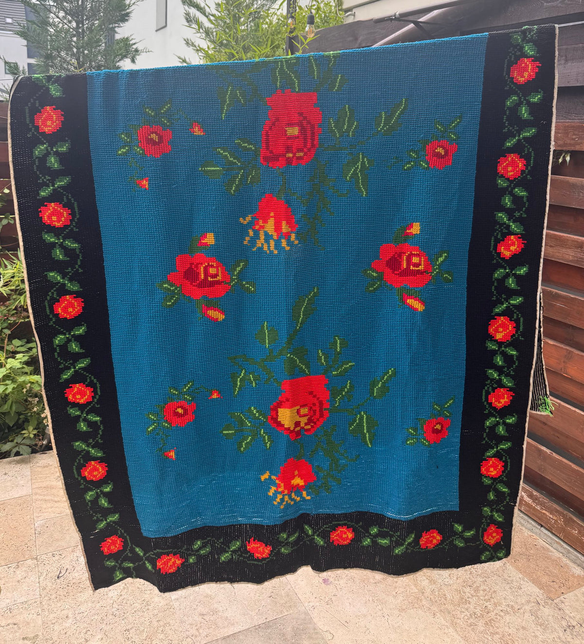 Cross-Stitch Wall Tapestry with Roses, Blue, 250x135 cm, view 13