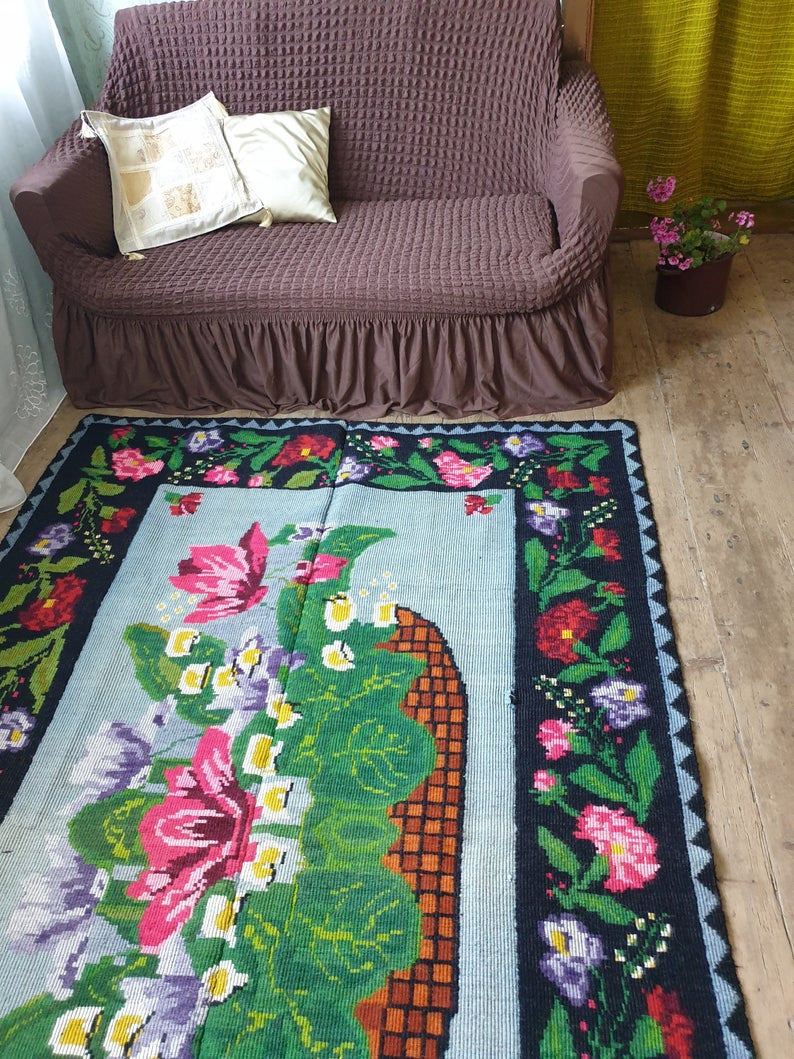 Handwoven Gray Floral Romanian Wool Rug, 239x155 cm, view 4