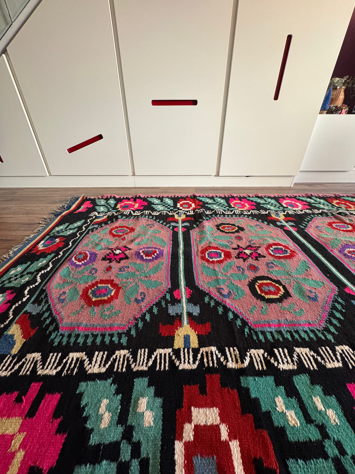 Handwoven Floral Transylvanian Wool Runner Rug, 328x140 cm, view 6