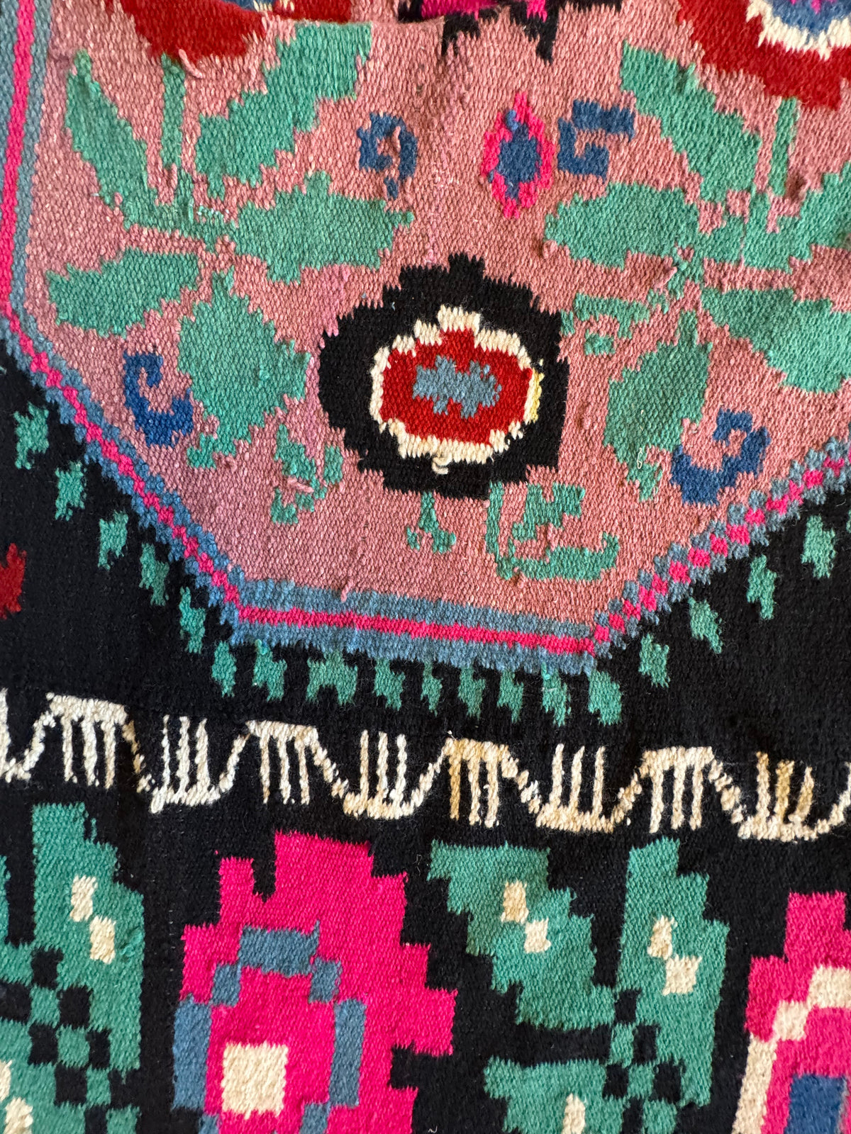 Handwoven Floral Transylvanian Wool Runner Rug, 328x140 cm, view 9