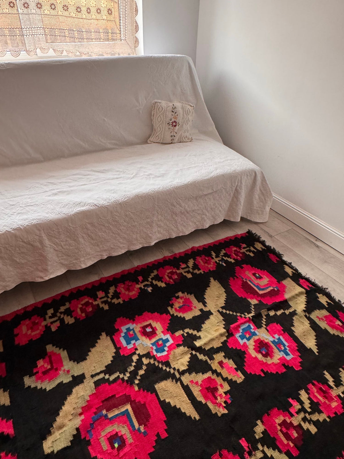 Vintage Pink Floral Maramureș Rug, 162x125 cm, view 14