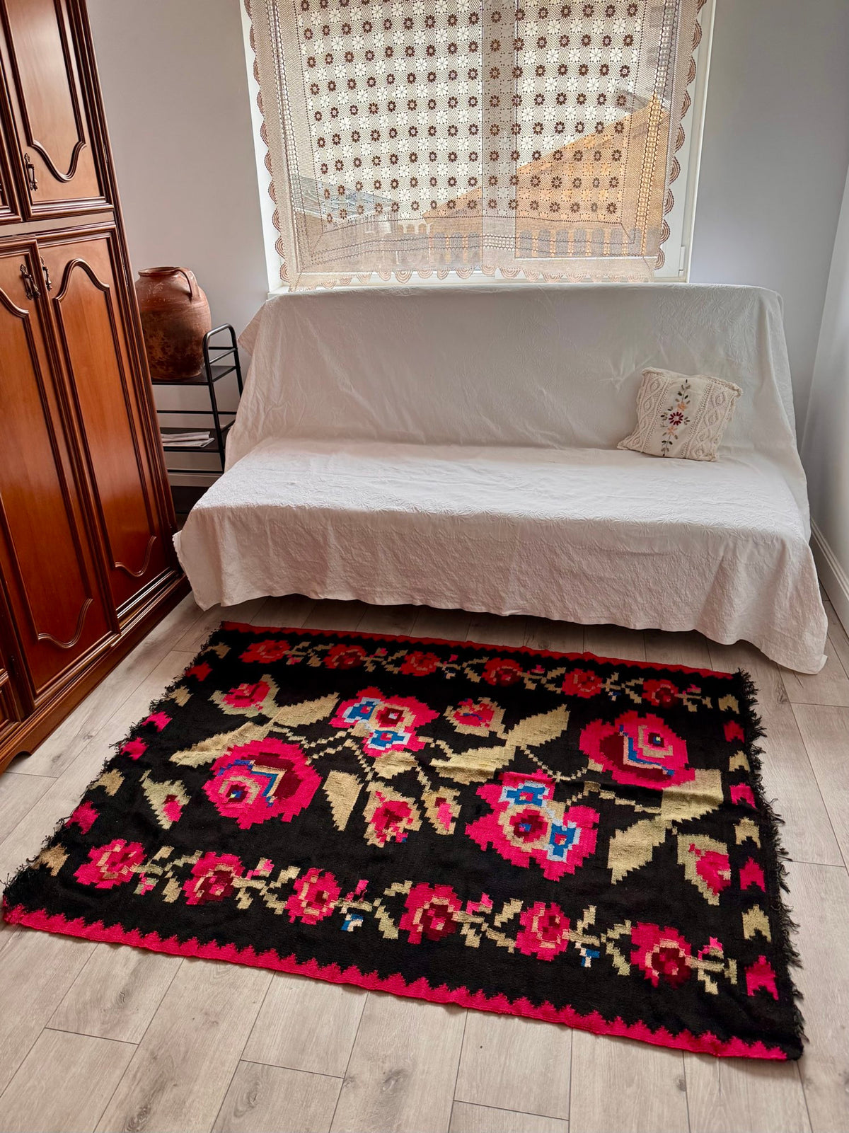 Vintage Pink Floral Maramureș Rug, 162x125 cm, view 3