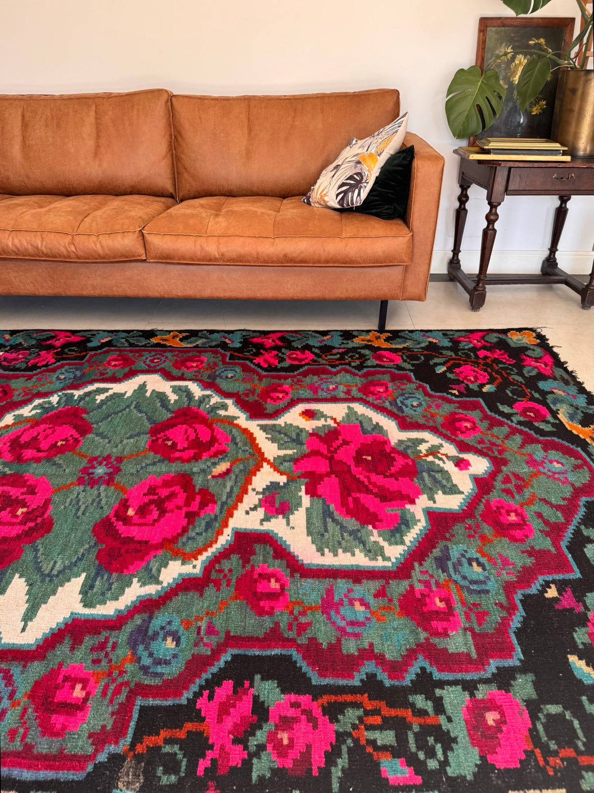 Old Floral Bessarabian Wool Rug, 300x200 cm, view 2