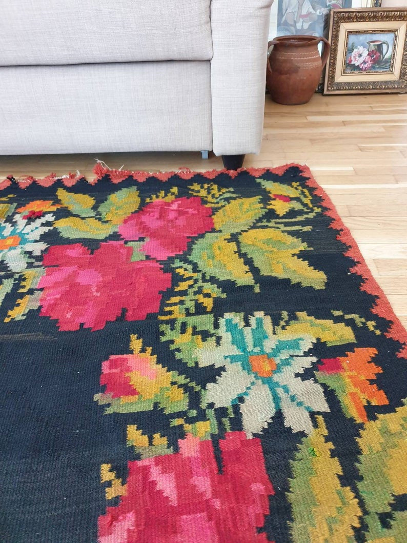 Old Black Floral Muntenian Wool Rug, 354x156 cm, view 4