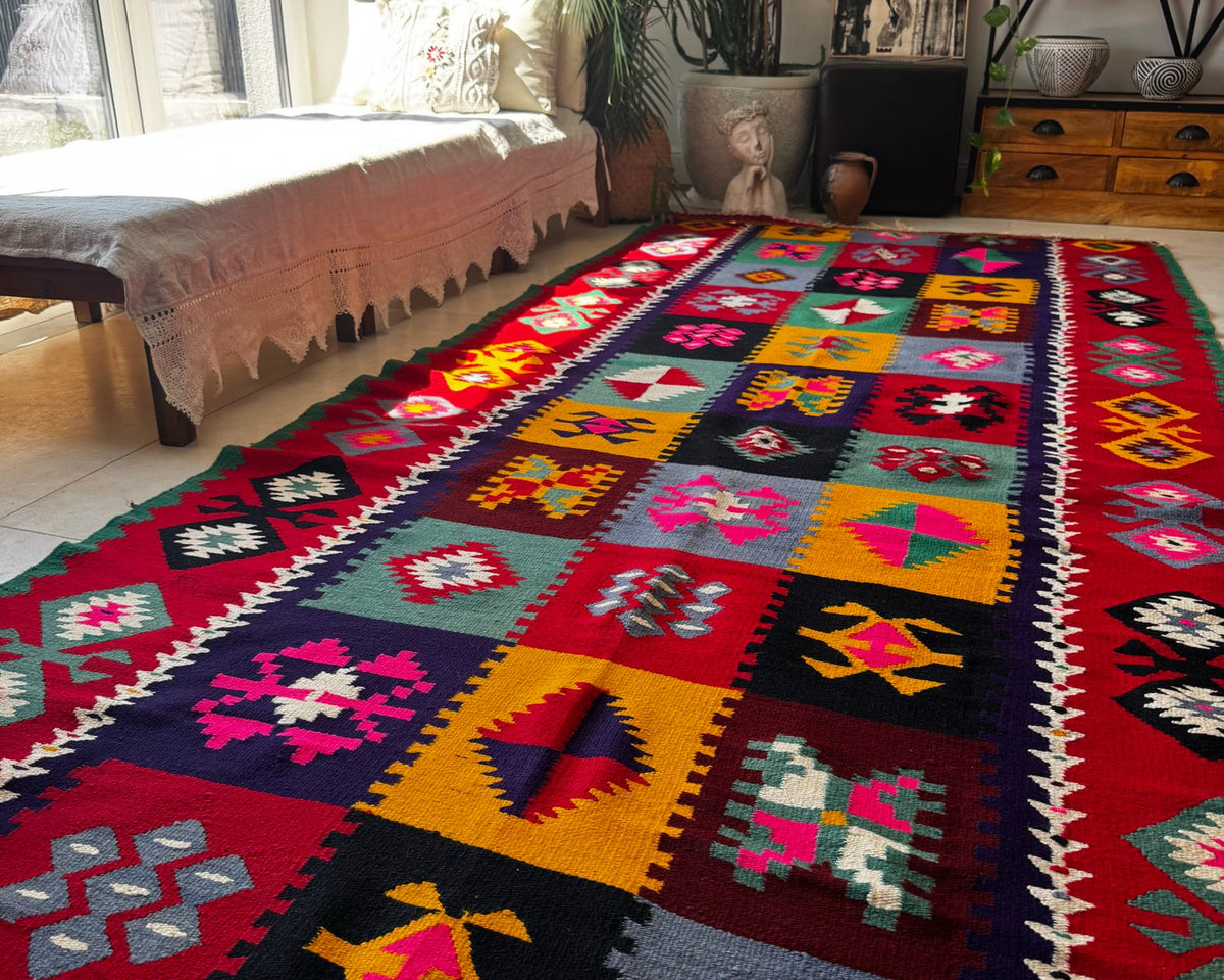Old Geometric Romanian Kilim Runner, 345x147 cm, view 3