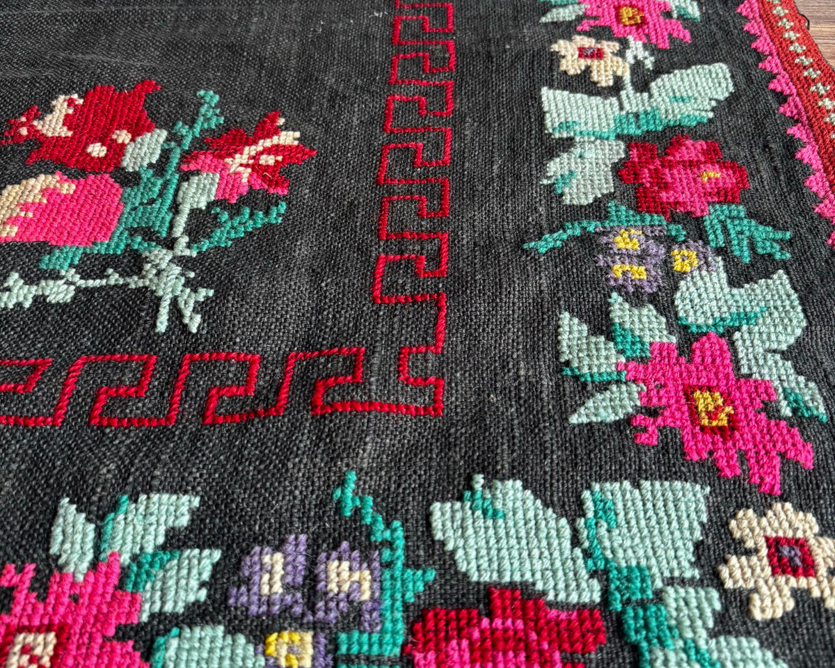 Old Gray Floral Romanian Wool Rug, 205x125 cm, view 7