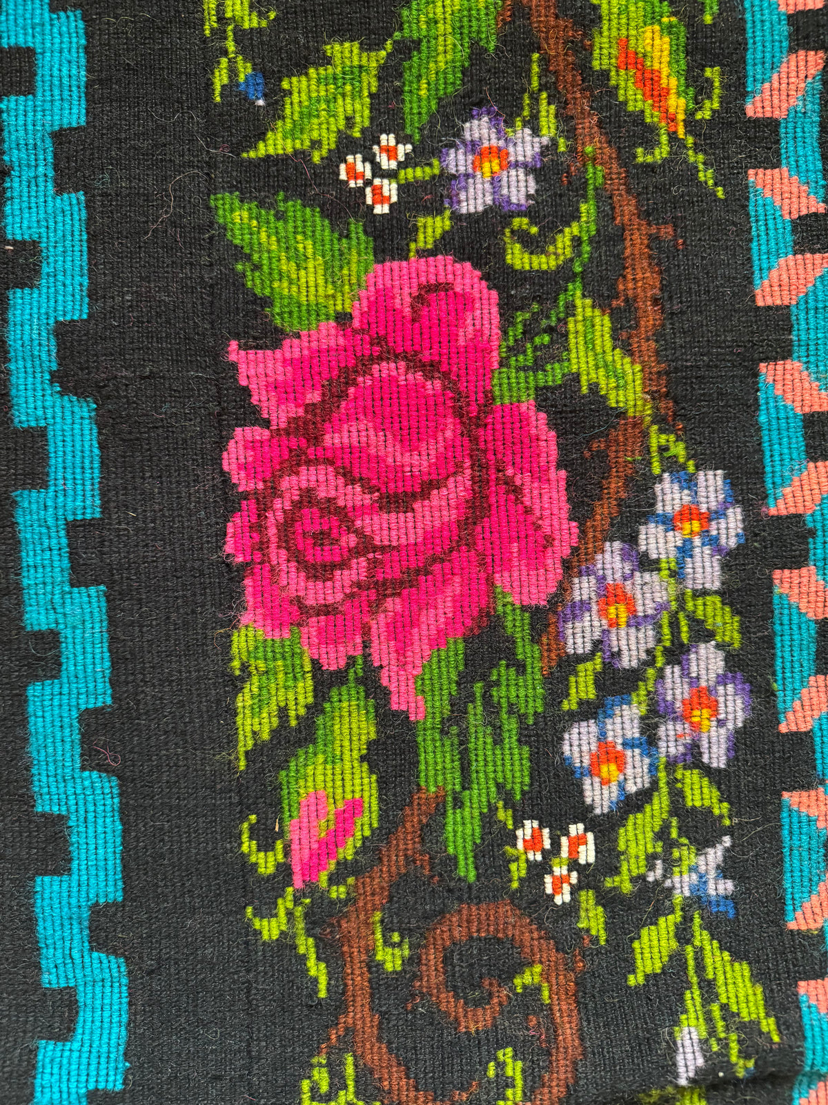 Handwoven Oltenian Wool Rug with Wedding Scene, 218x157 cm, view 9
