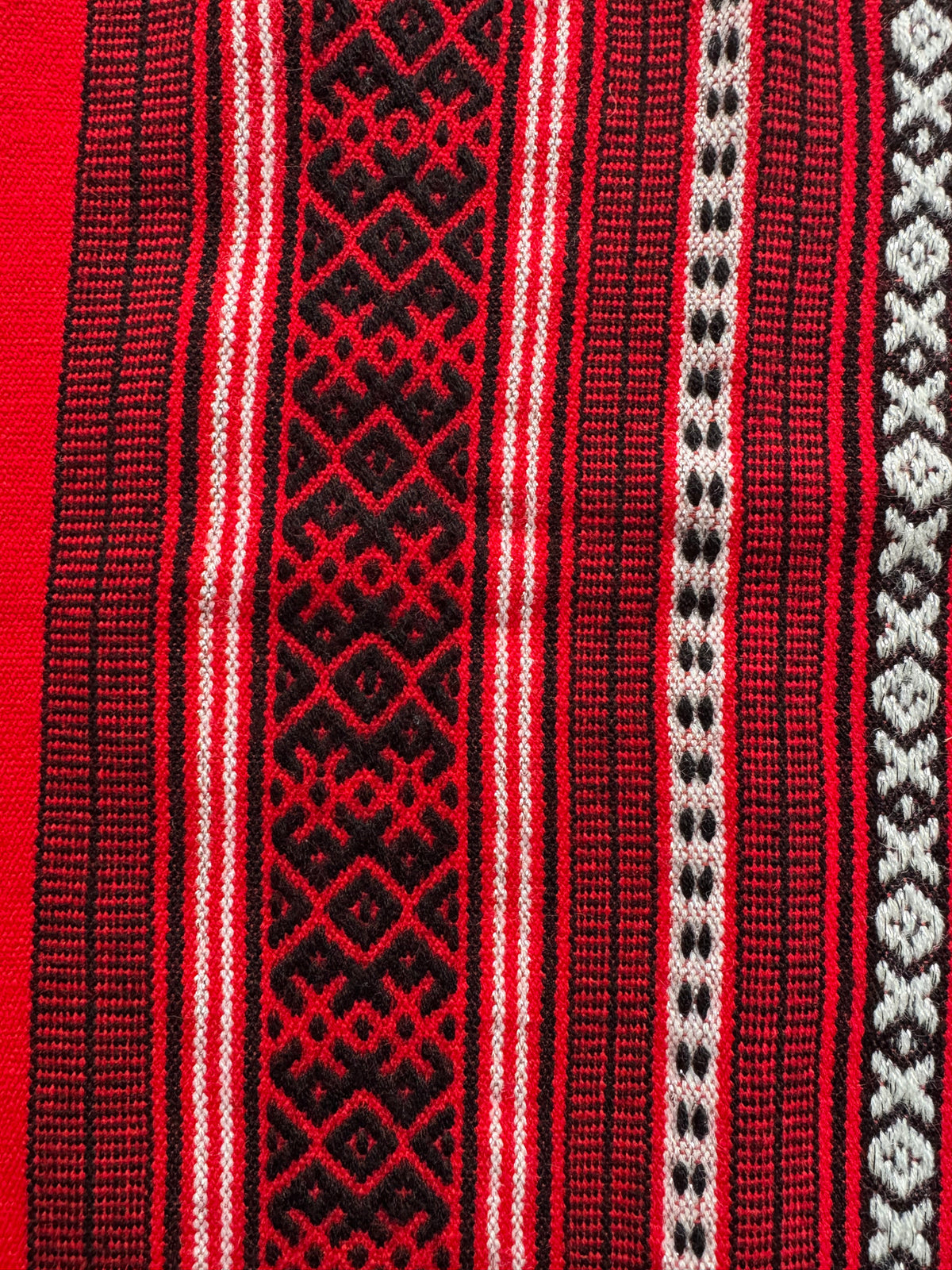 Red Romanian Pattern Table Runner, 137x40 cm, view 8