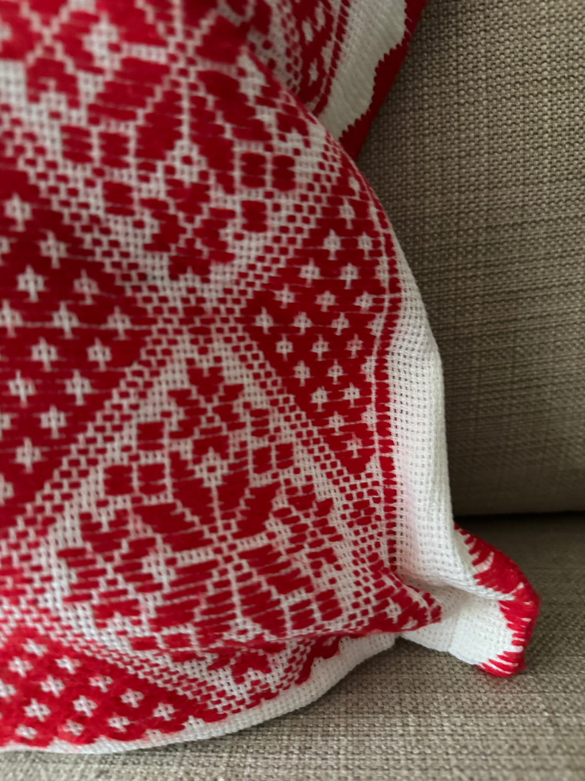 Red & White Embroidered Romanian Pillow Case, 55x43 cm, view 4