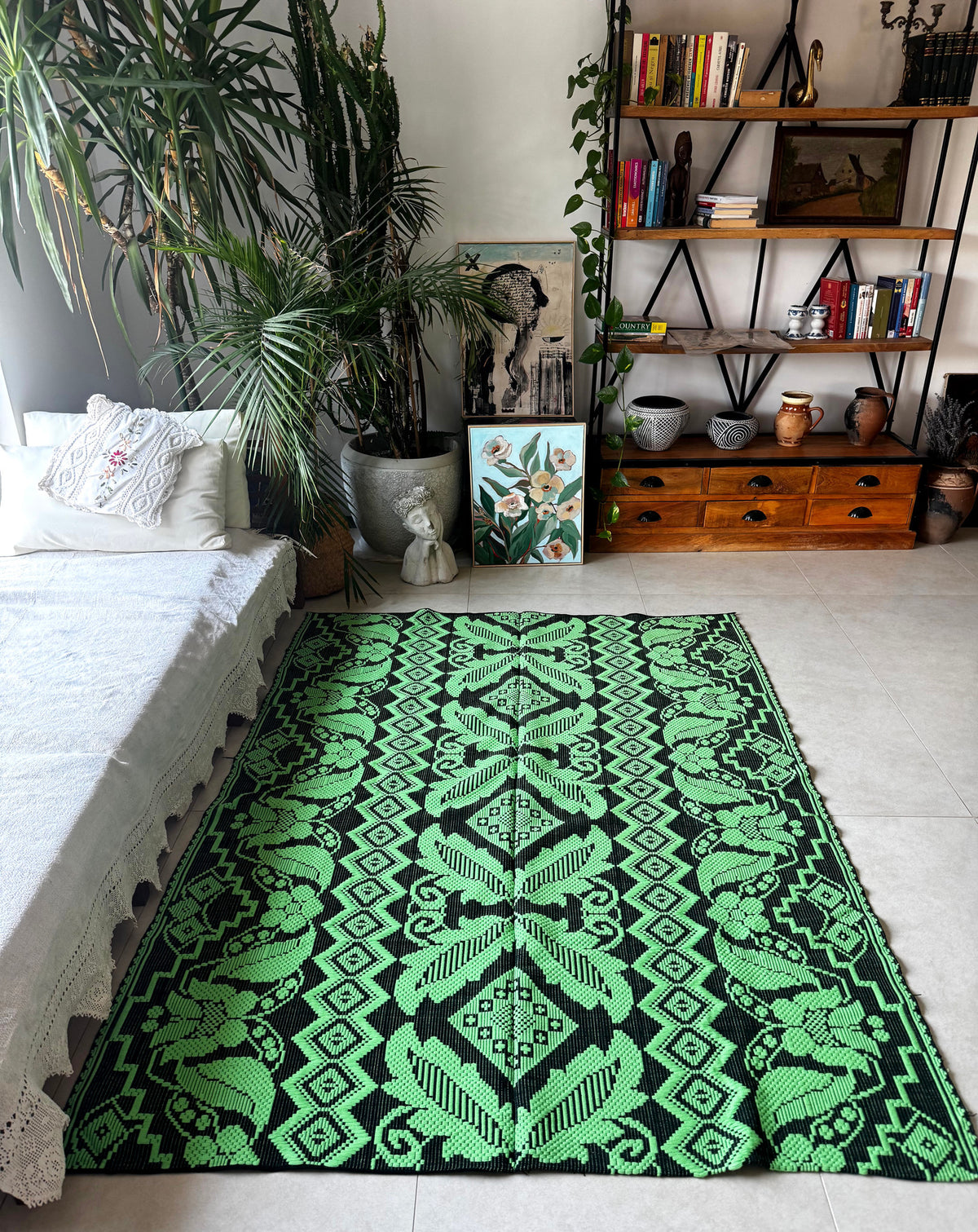 Handwoven Green & Black Floral Romanian Rug, 185x140 cm, view 2