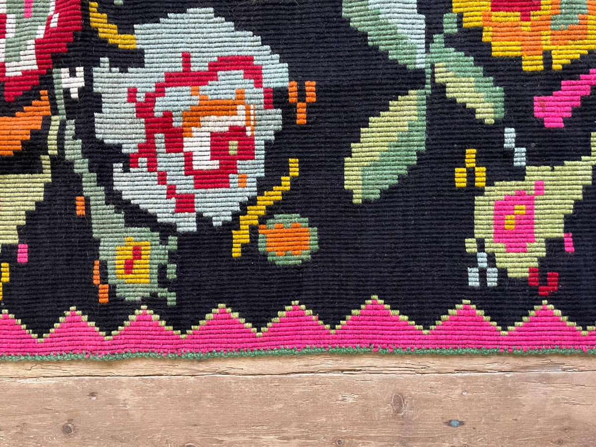 Vintage Floral Romanian Rug, 258x138 cm, view 8