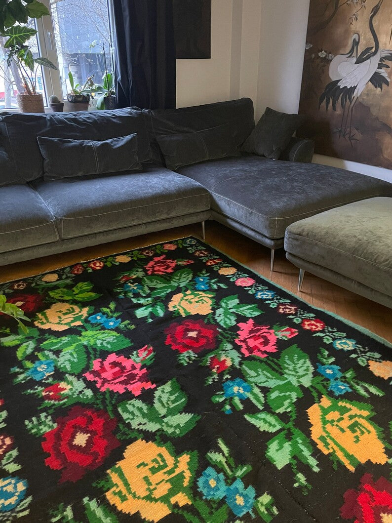 Handwoven Black Floral Romanian Wool Rug, 242x168 cm, view 3