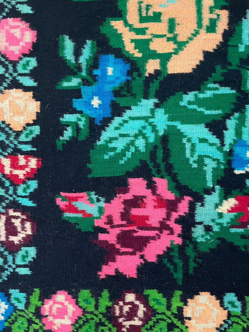 Handwoven Black Floral Romanian Wool Rug, 242x168 cm, view 8