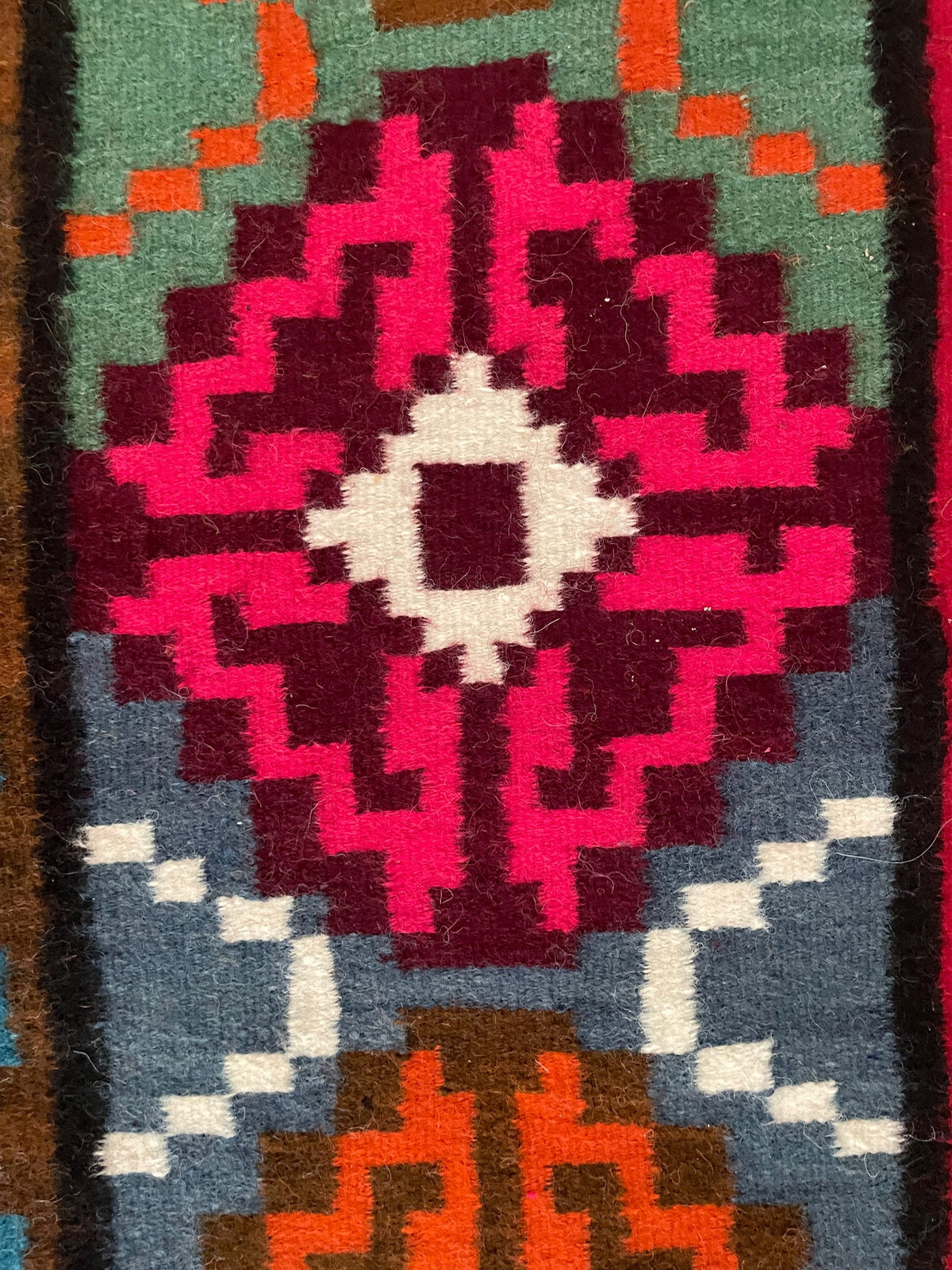 Handwoven Floral Romanian Wool Rug, 316x182 cm, view 10