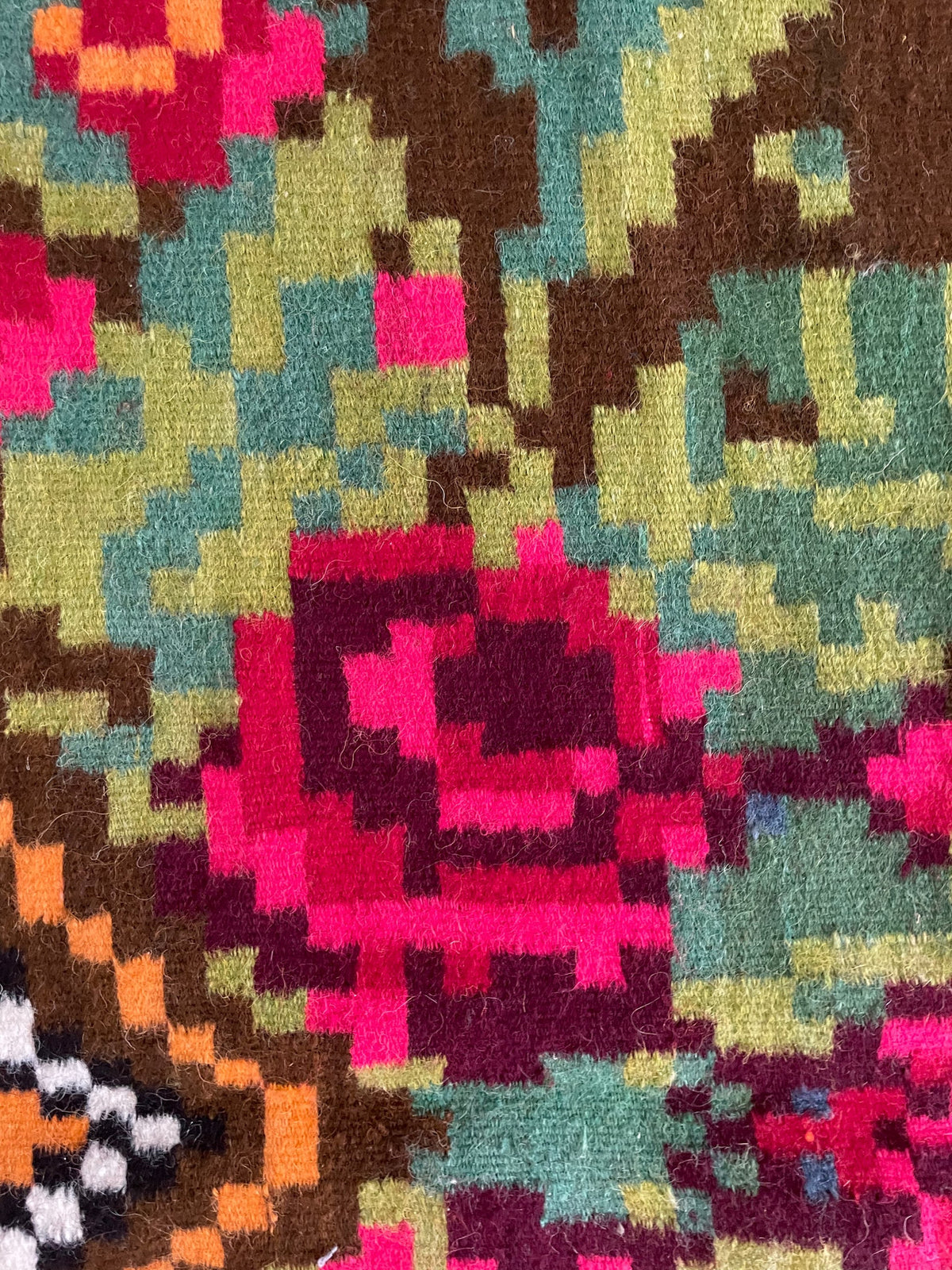 Handwoven Floral Romanian Wool Rug, 316x182 cm, view 6