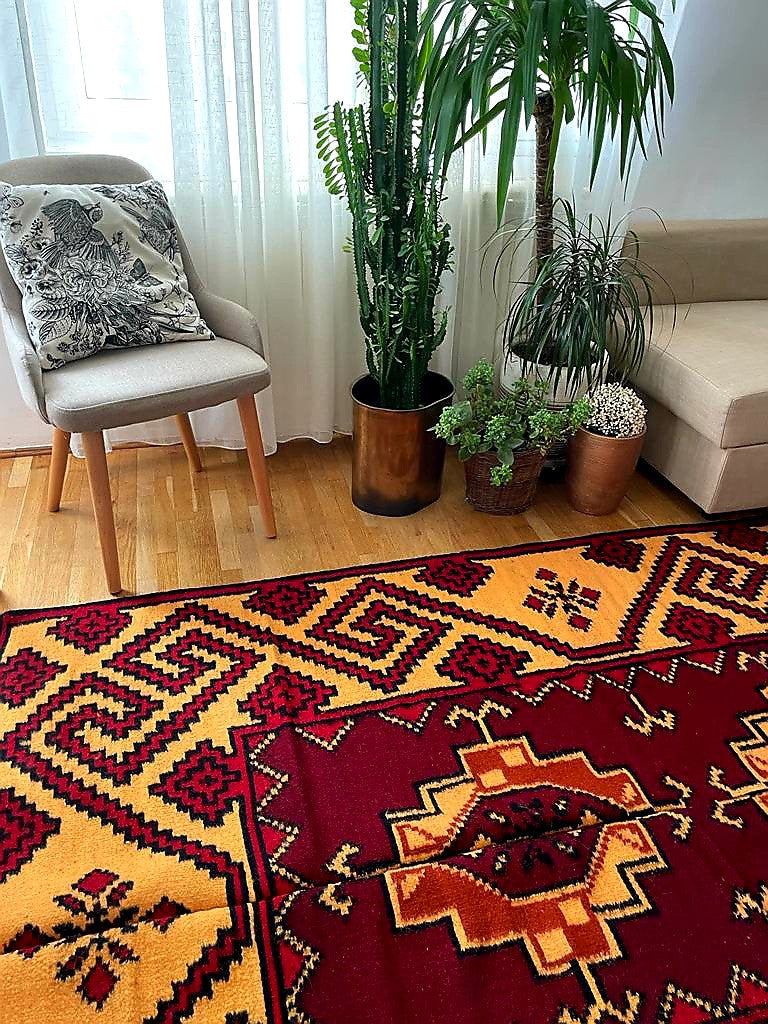 Handwoven Geometric Romanian Wool Rug, 246x163 cm, view 13