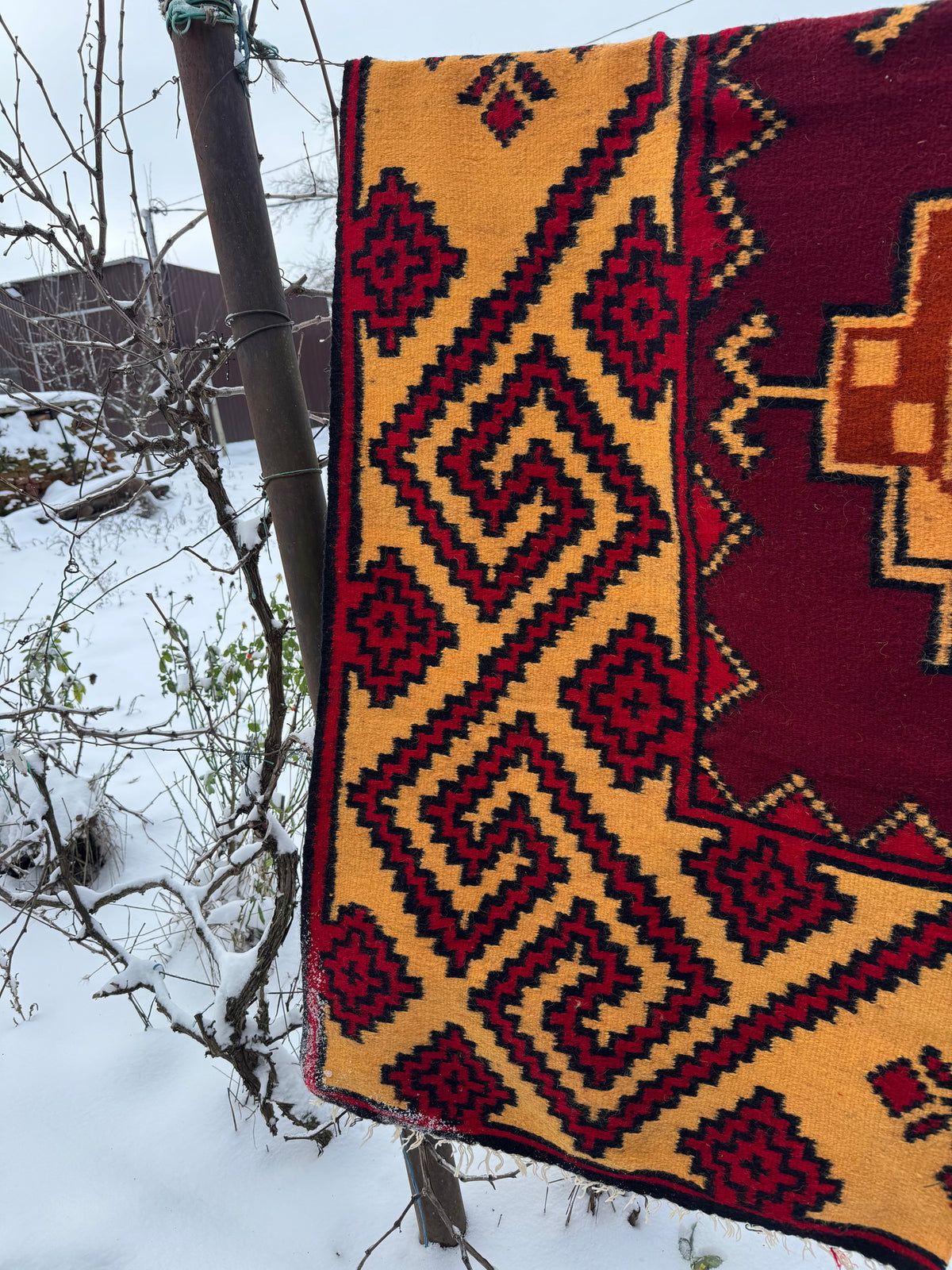 Handwoven Geometric Romanian Wool Rug, 246x163 cm, view 6