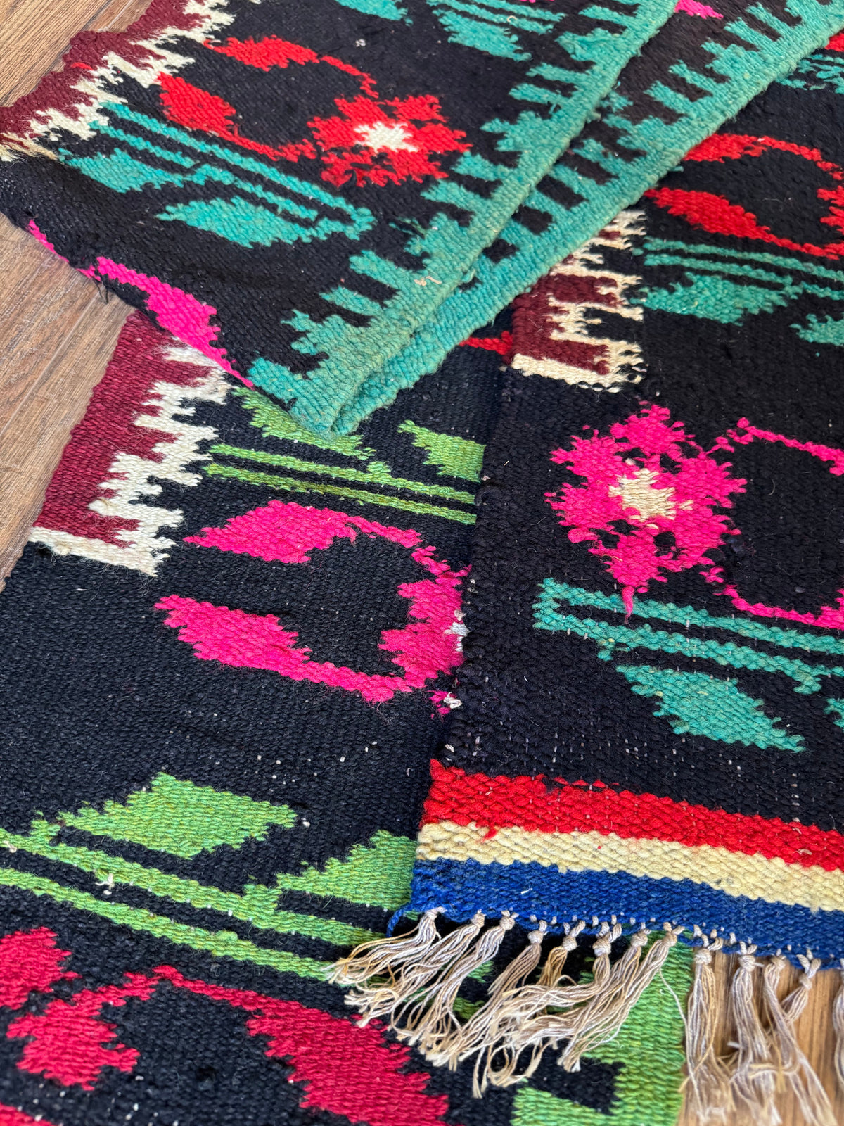 Handwoven Black Floral Romanian Wool Runner Rug, 336x33 cm, view 8