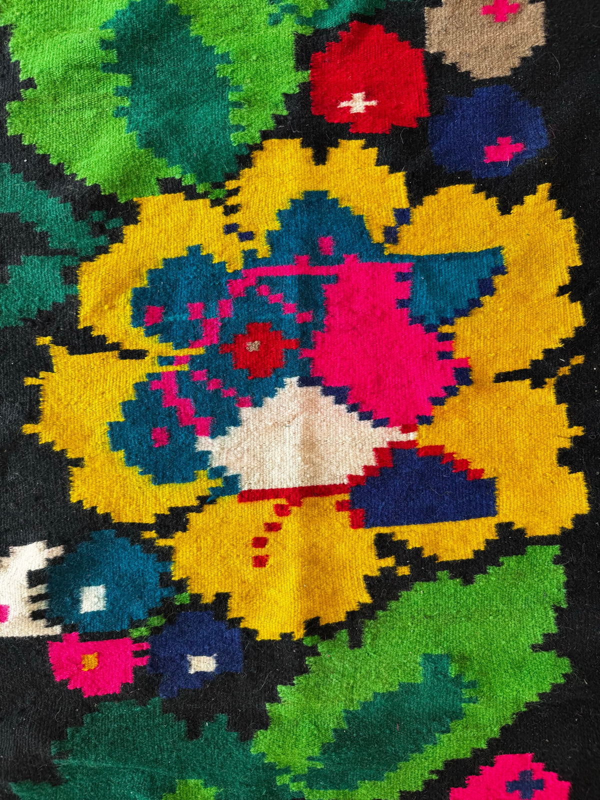 Handwoven Black Floral Romanian Wool Runner Rug, 340x77 cm, view 8