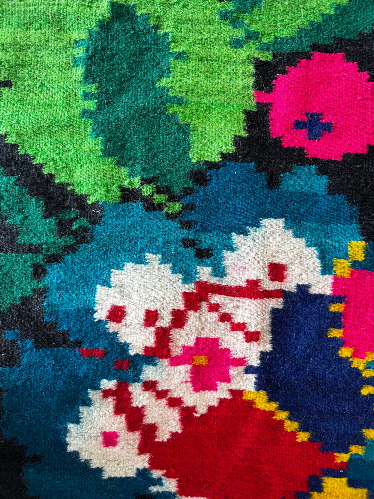 Handwoven Black Floral Romanian Wool Runner Rug, 340x77 cm, view 9