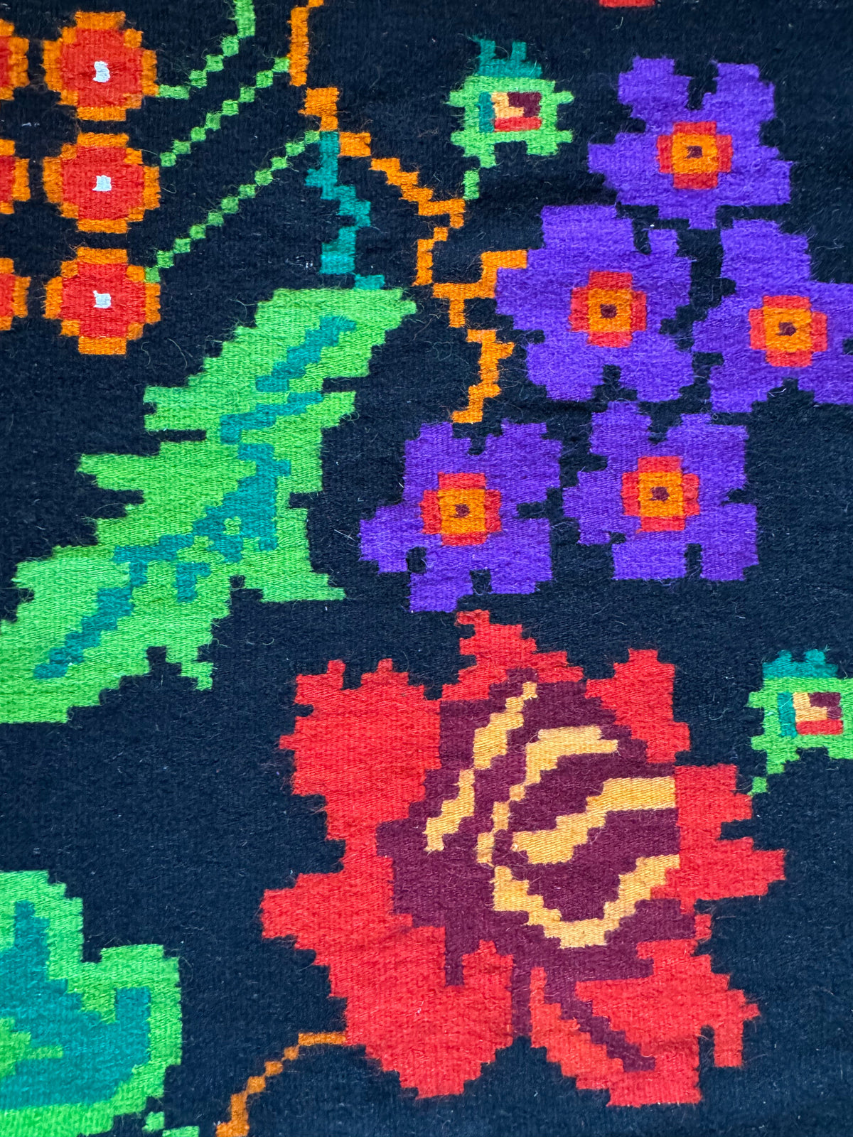 Vintage Purple & Red Floral Banat Wool Rug, 218x157 cm, view 10