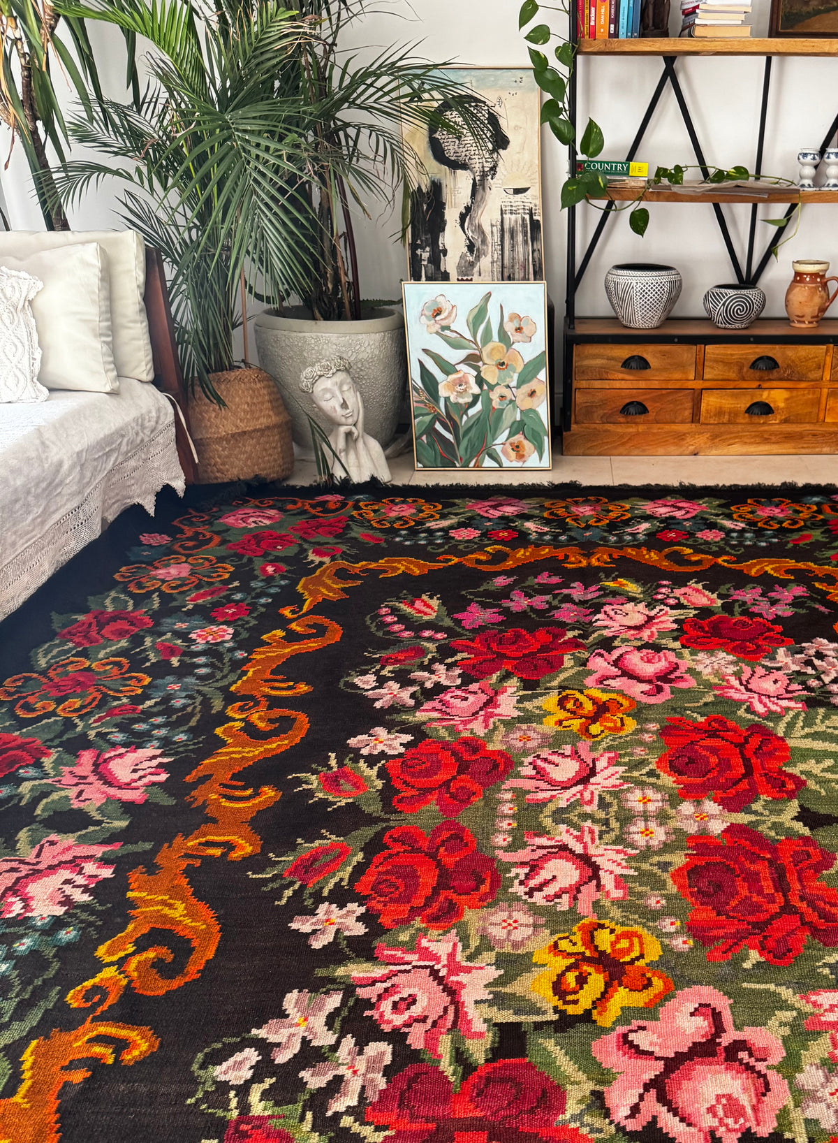 Vintage Bessarabian handwoven wool rug, floral design on black background – photo 23