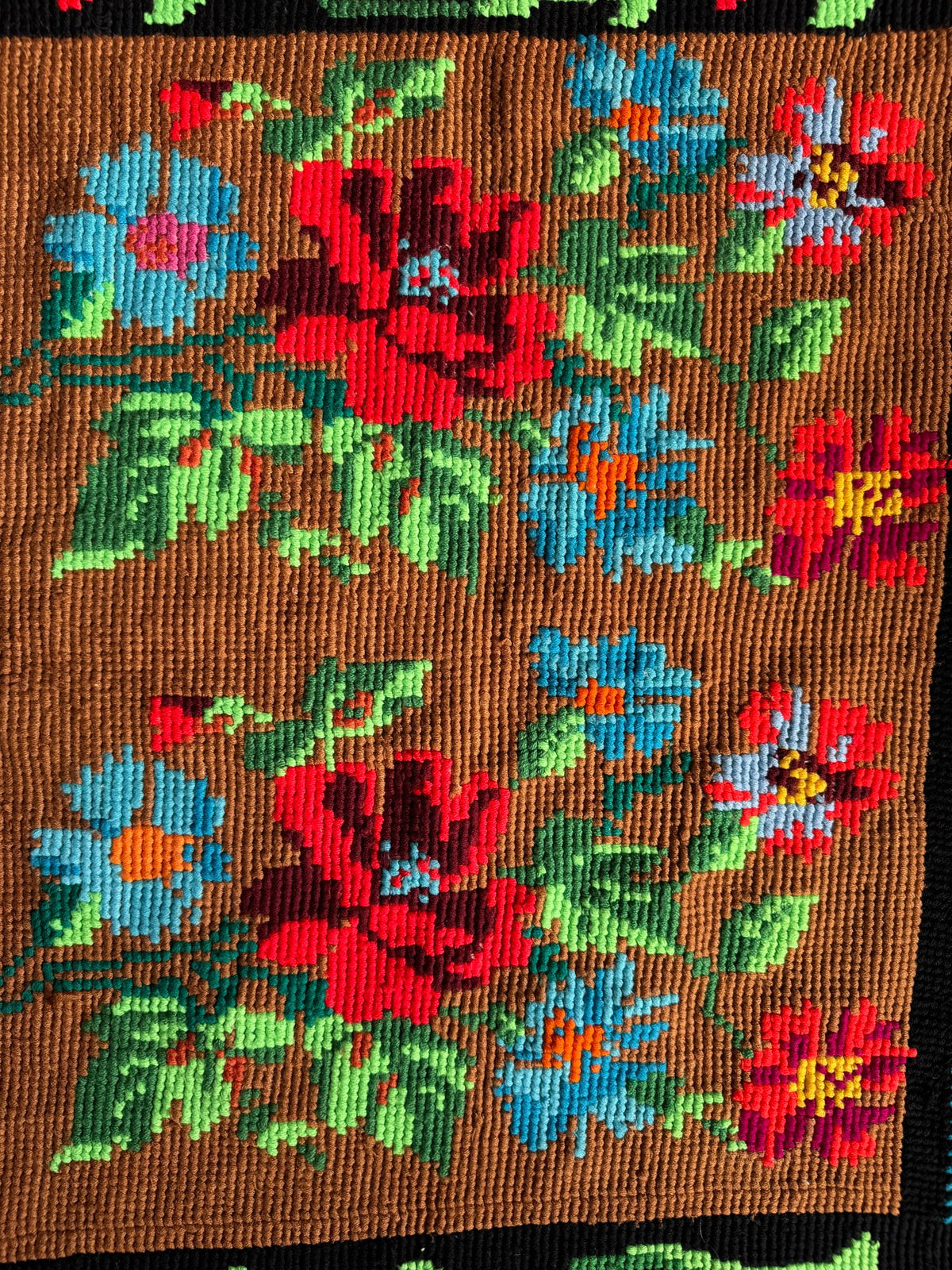 Vintage Cross-Stitch Floral Wall Hanging, 95x85 cm, view 6