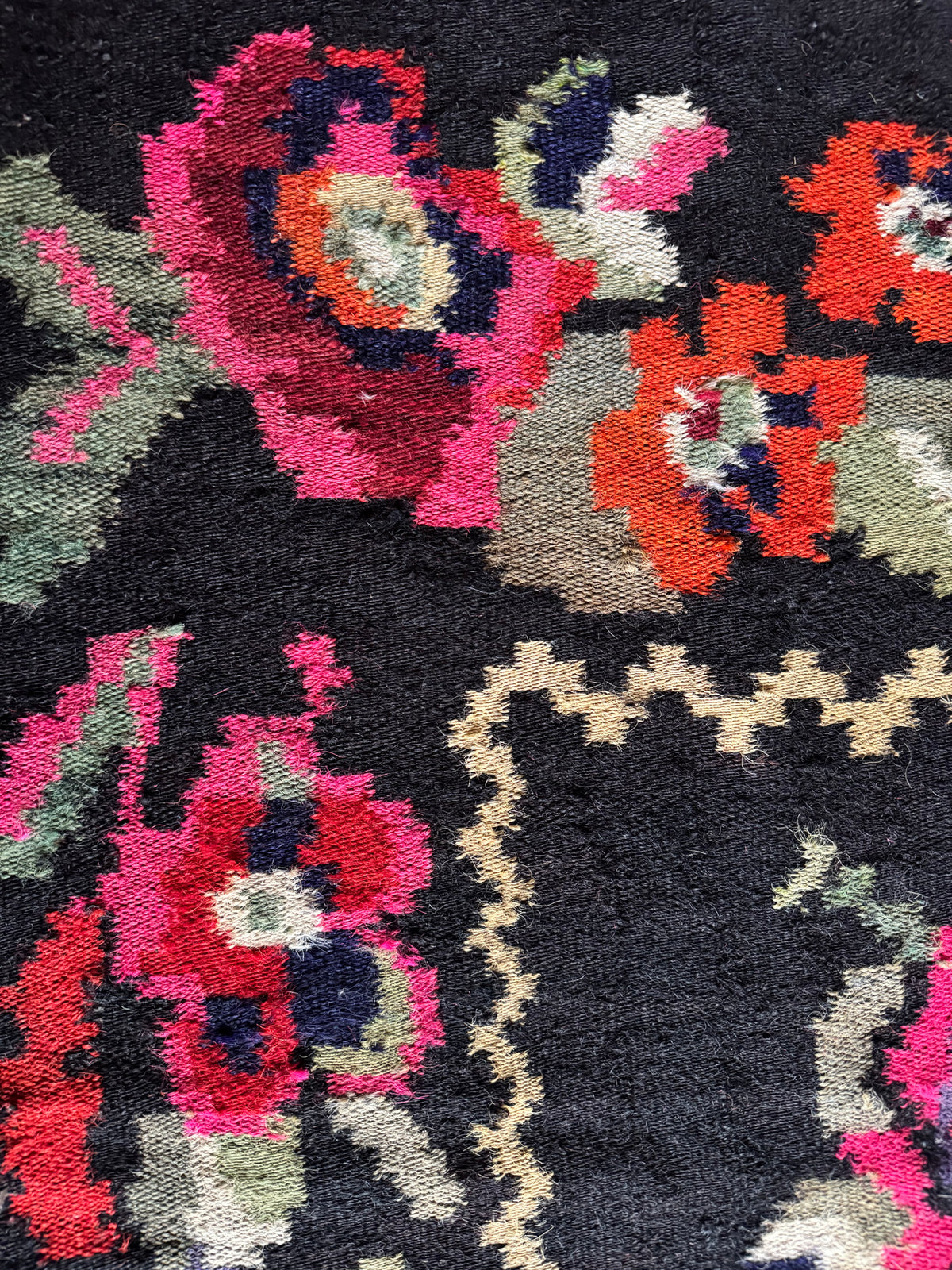 Vintage Black Floral Maramureș Wool Rug, 188x124 cm, view 13