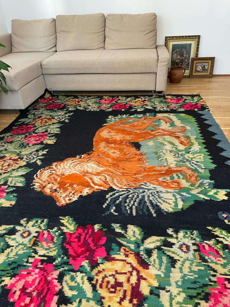 Vintage Muntenian Wool Rug with Lion, 255x195 cm, view 2