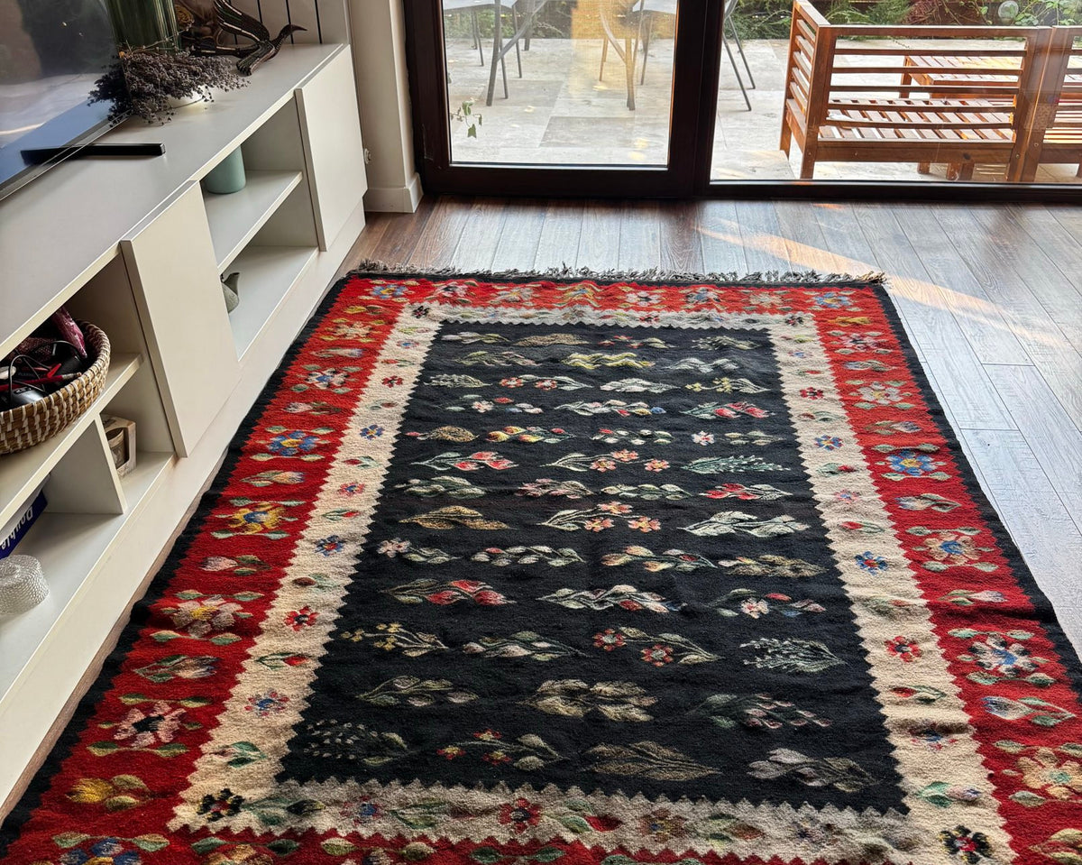 Vintage Geometric Oltenian Wool Kilim Rug, 195x143 cm, view 15