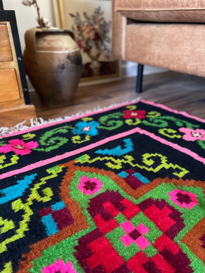 Vintage Geometric Romanian Wool Kilim Rug, 240x158 cm, view 5