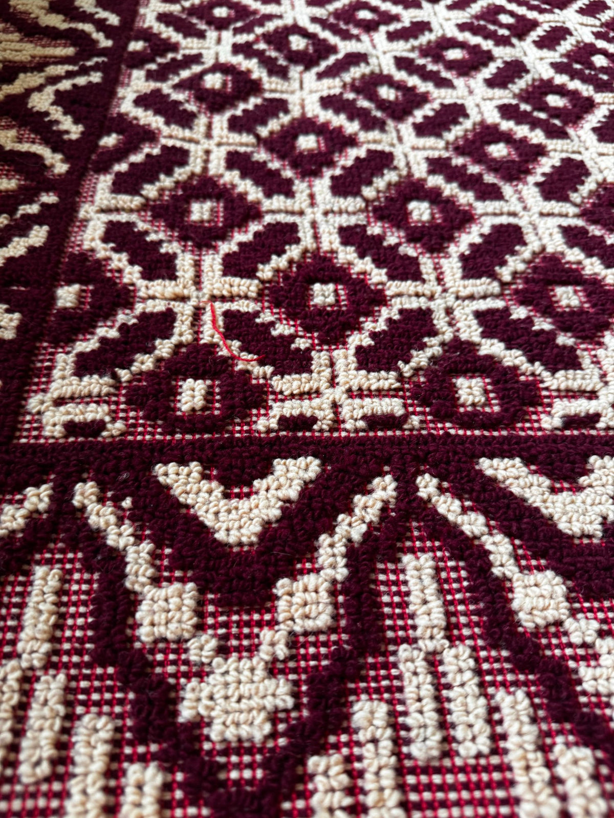 Vintage Beige Geometric Romanian Wool Rug, 220x180 cm, view 4