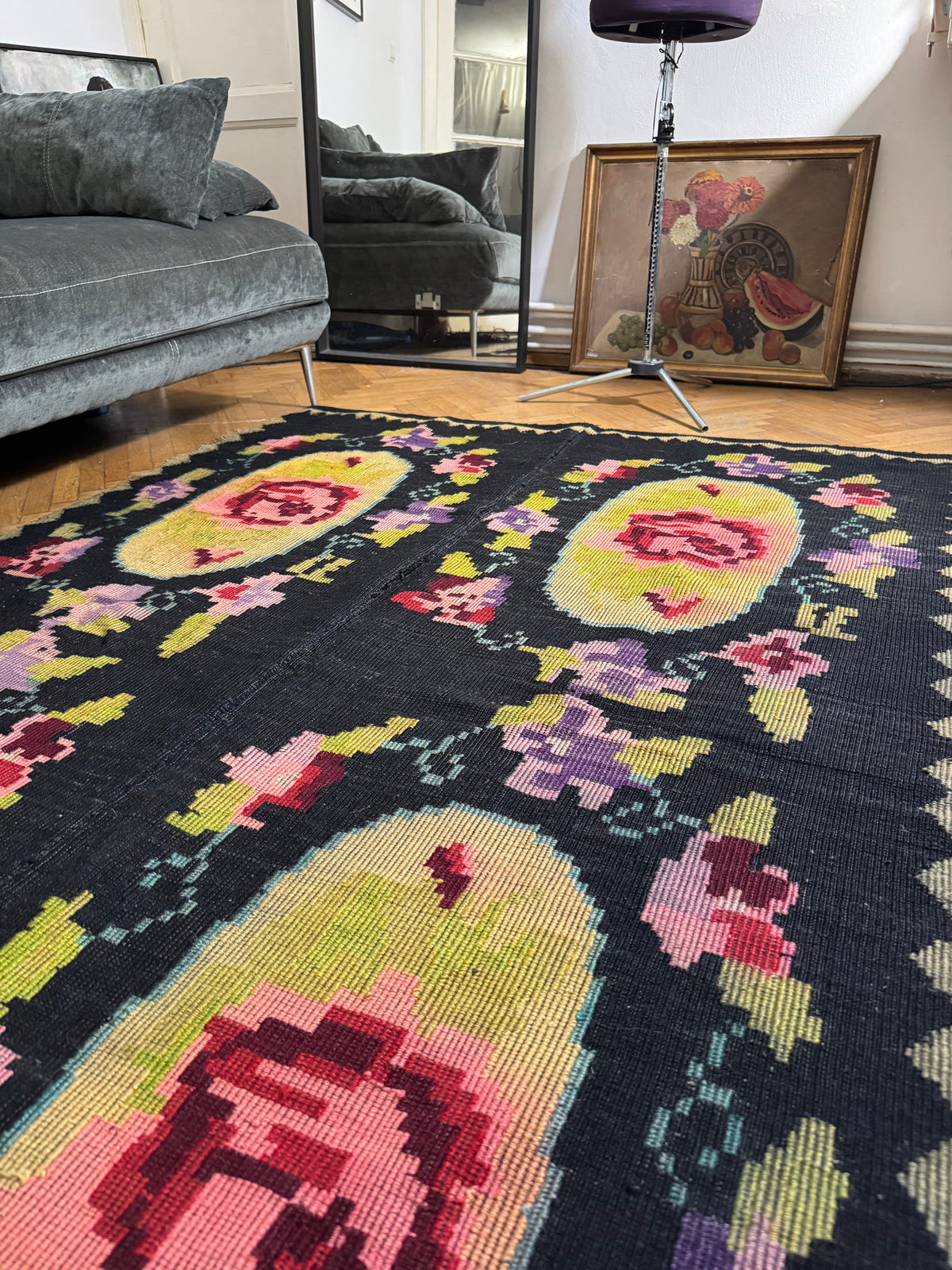 Vintage Black Floral Romanian Wool Rug, 221x142 cm, view 3
