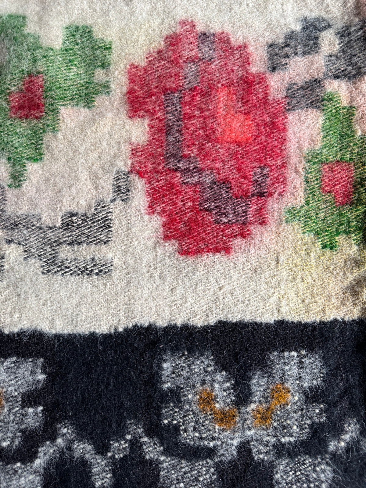 Vintage Floral Maramureș Wool Cerga Bedspread, 225x147 cm, view 4