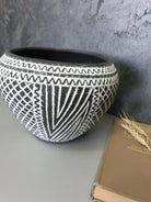 Black Vadastra-Style Clay Vase, Crossed Lines, 18 cm, view 7