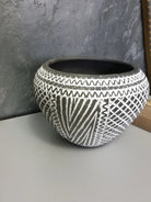 Black Vadastra-Style Clay Vase, Crossed Lines, 18 cm, view 8