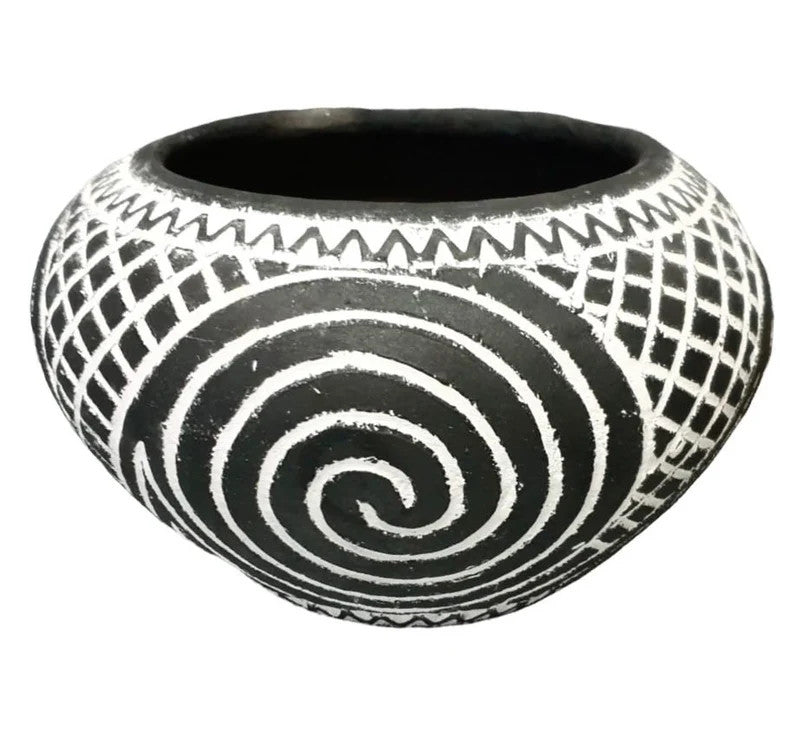 Black Vadastra-Style Clay Vase, Neolithic Design, 12 cm