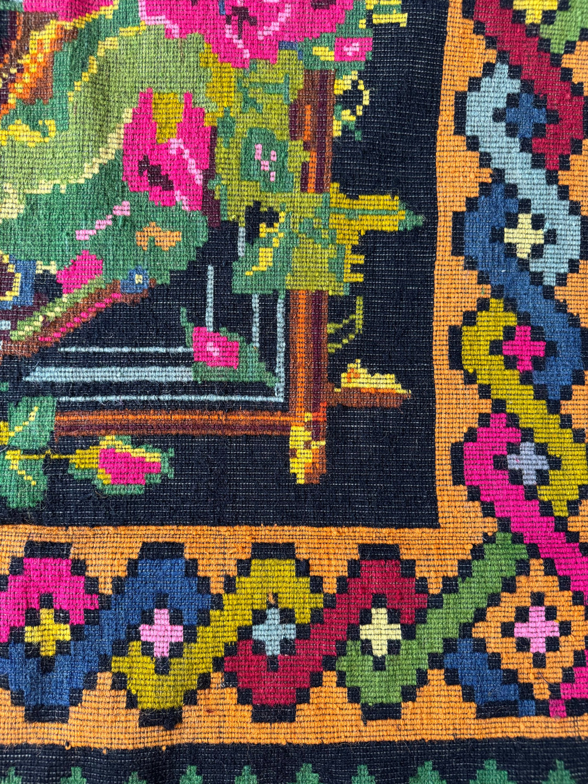 Vintage Floral Romanian Wool Rug, 241x152 cm, view 10